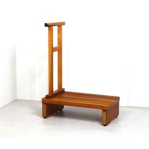 新作モデル 玄関踏み台 木製 玄関台 踏み台 60cm 昇降補助台 靴収納 歩行補助 ポプラ製 足裏爽やか厚板玄関台 60cm幅 ギザギザ健康足踏み仕上げ 木製手すり付き 手数料安い Kuljic Com