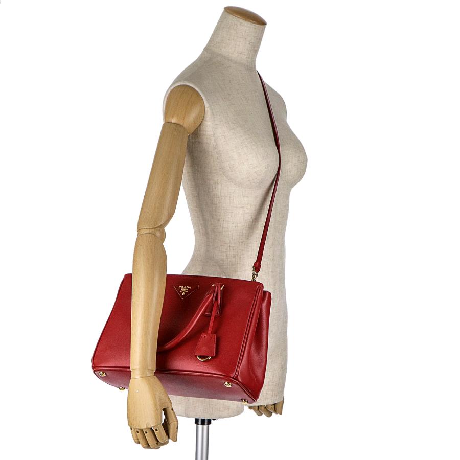 PRADA（プラダ） ハンドバッグ ショルダーバッグ バッグ キーリング