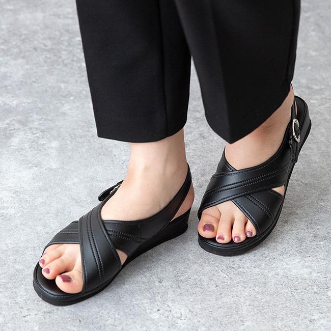 ナースサンダル ナースシューズ レディース ストラップ サンダル オフィスサンダル 歩きやすい 送料無料 Welleg From アウトレットシューズ 通販 Yahoo ショッピング