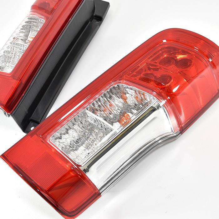 NV350 キャラバン 前期車用 後期ルック LED テール ランプ 純正タイプ
