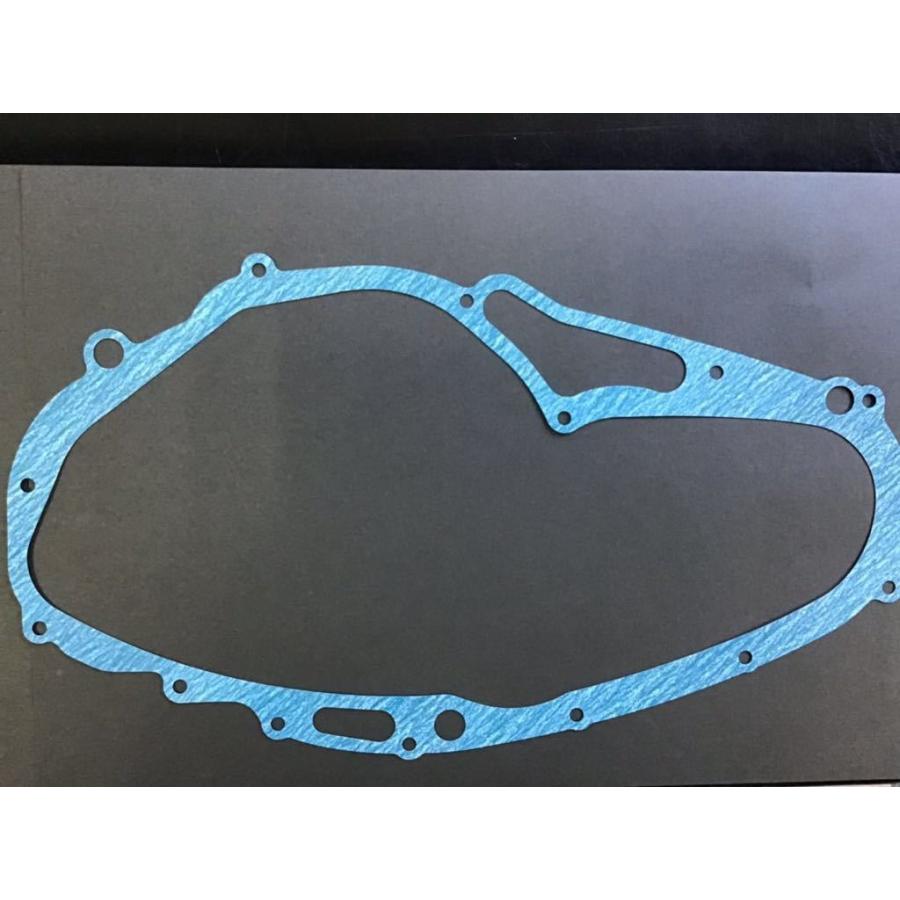 41824 スズキ GS400 エンジン 右側 クラッチ カバー 41824 スズキ GS400 エンジン 右側 クラッチ カバー 41824