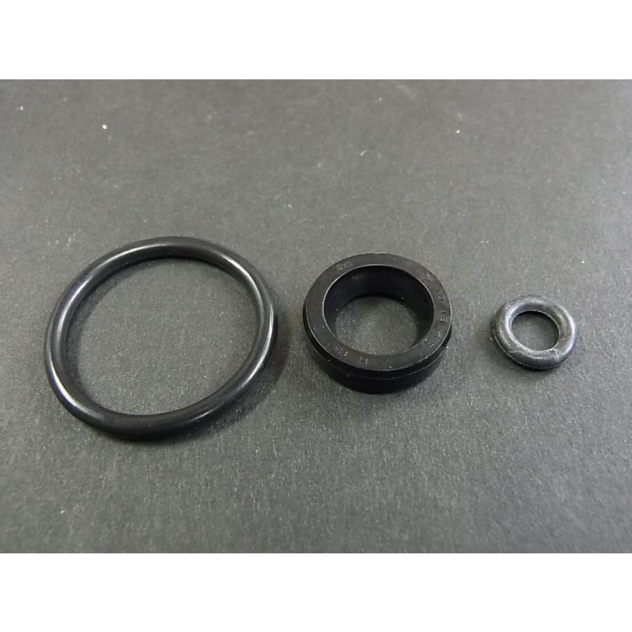 OUTLINE製品】GS400.GS750 カムチェーンテンショナーオイルシール