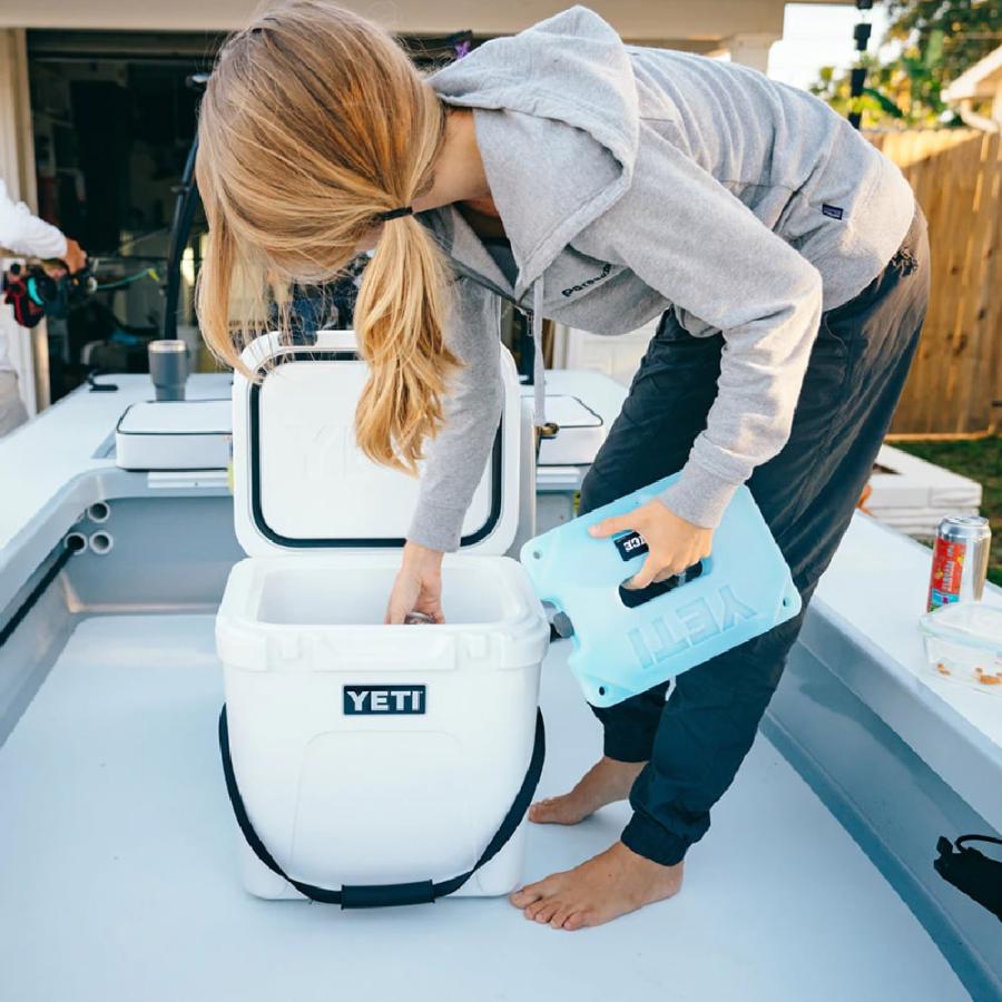 YETI 【即納】イエティ COOLERS ICE 4LB イエティ 保冷剤 保冷 アイス 
