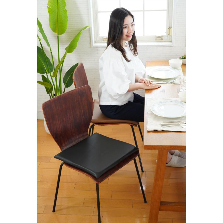 ヴィンテージ 革 座布団 2枚 ヴィンテージ 革 座布団 2枚 金鵄 椅子用クッション 座布団 40x40x2.5