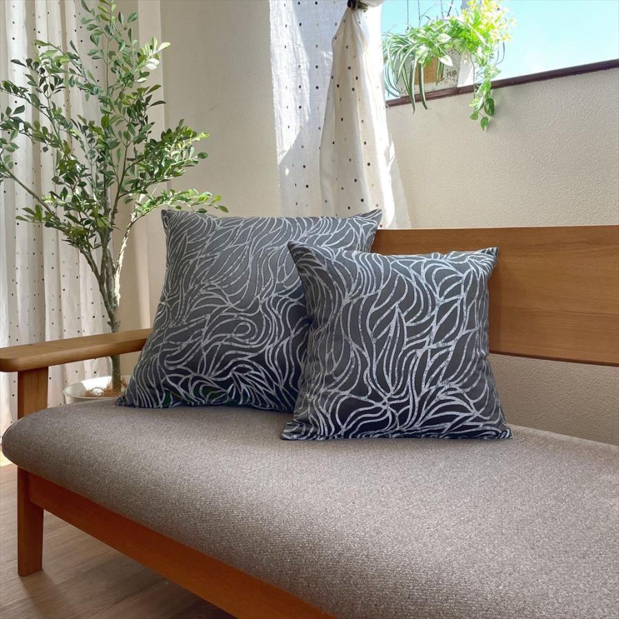 金鵄（きんし） クッションカバー 45×45 おしゃれ 北欧調 高級感 光沢