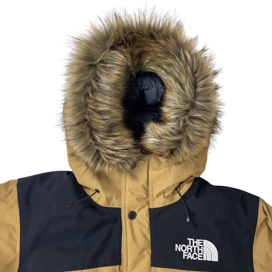 ND91935マウンテンダウンコート　ユーティリティブラウン THE NORTH FACE（ザ ノースフェイス） マウンテンダウンコート