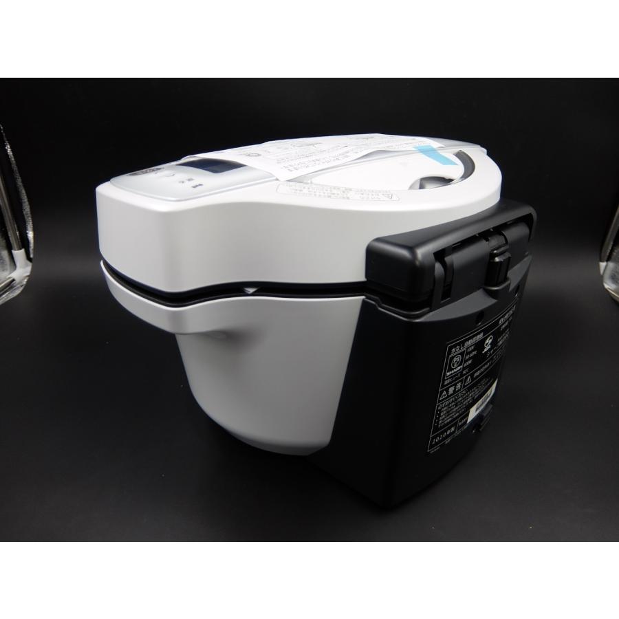 シャープ ヘルシオ ホットクック 電気調理鍋 無水鍋 ホワイト KN-HW16E SHARP（シャープ） ヘルシオ ホットクック KN-HW16E-W 自動調理 無水