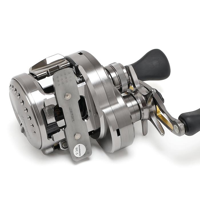 シマノ（SHIMANO） 美品 23 カルカッタコンクエスト BFS XG 右ハンドル