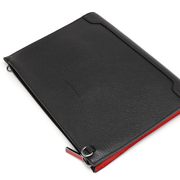 【美品】Christian Louboutin スカイポーチ クリスチャンルブタン(Christian Louboutin)クリスチャン