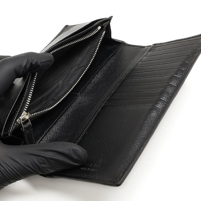 PRADA（プラダ） 美品 サフィアーノトライアングル 2MV836 NERO 直営店