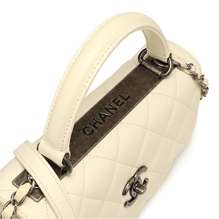 CHANEL シャネル マトラッセ トップハンドル フラップバッグ CHANEL シャネル マトラッセ トップハンドル フラップバッグ