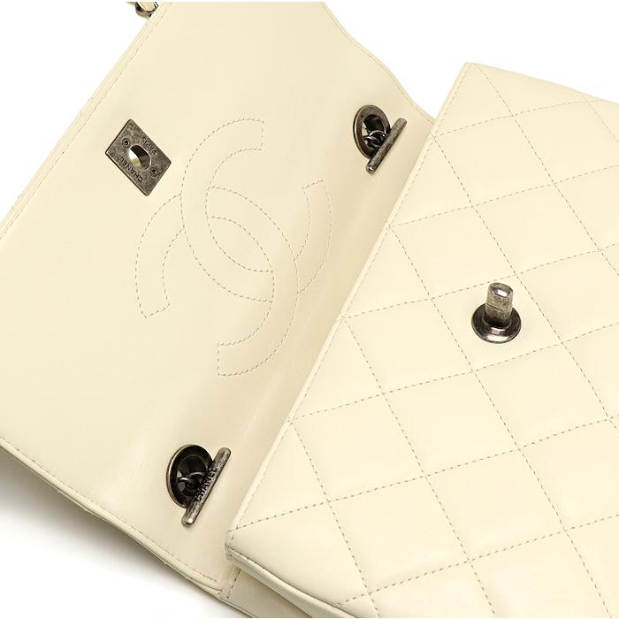 CHANEL シャネル マトラッセ トップハンドル フラップバッグ CHANEL シャネル マトラッセ トップハンドル フラップバッグ
