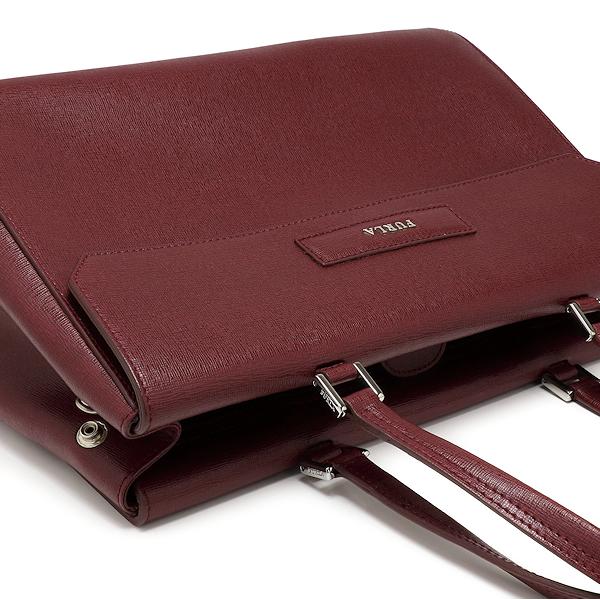 FURLA（フルラ） 美品 ハンドバッグ レザー ワインレッド レディース
