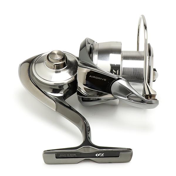 【美品】イグジスト 4000-XH 美品】イグジスト 4000-XH DAIWA（釣り） ダイワ '22 EXIST