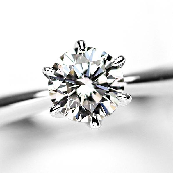 7/美品 ロイヤルアッシャー Pt950 ダイヤ0.28ct リング 指輪 楽天市場】【中古】 ロイヤルアッシャー Pt950 正規ロイヤル