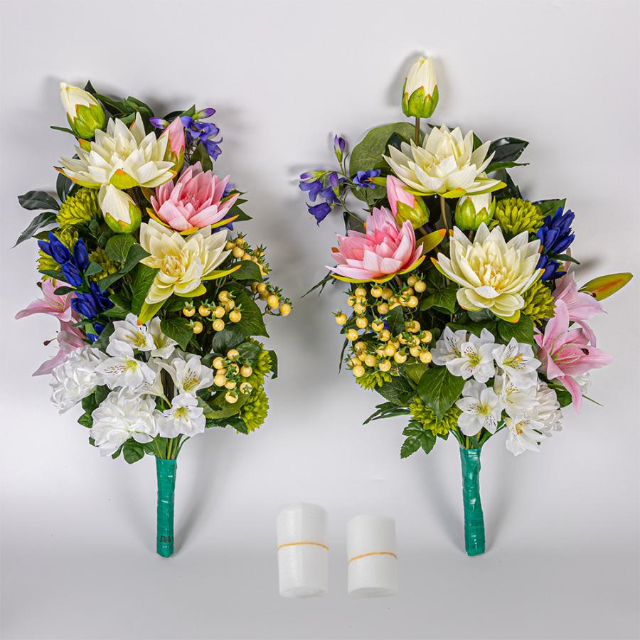 ユリ　ハス　マム　しきみ付き造花　2束　固定具付き　造花　仏花　お墓用　仏壇用　お墓参り　お盆　お彼岸　お供え　お悔み　命日　P1-055