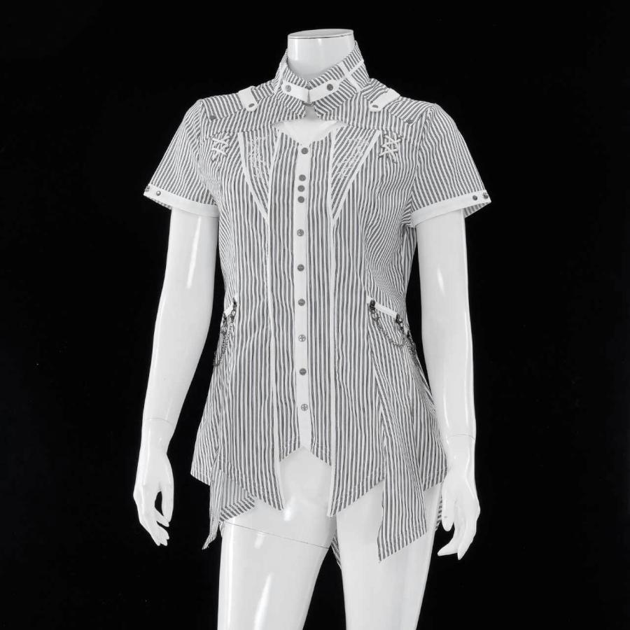 ozz on フリル付きホワイトサテンシャツ 半袖 ozz on フリル付きホワイトサテンシャツ 半袖 OZZON JAPAN / ブラウス