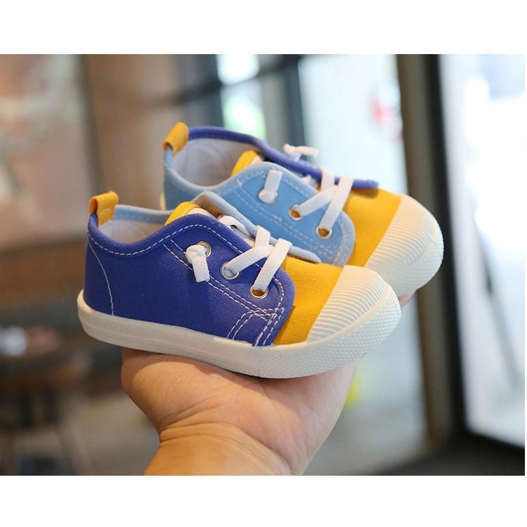 子供 上履き キャラクター キッズ 13cm 子ども 16センチ 子供靴 男の子 女の子 通学 通園 子供シューズ 男女兼用 おしゃれ 可愛い キッズ靴 教育シューズ プレゼント