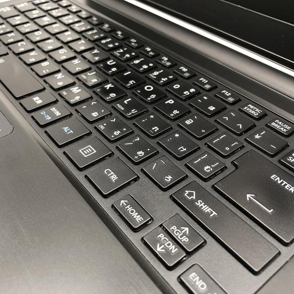 dynabook R 東芝 R73/Y Core i5 64bit 8GB メモリ 128GB SSD Windows10
