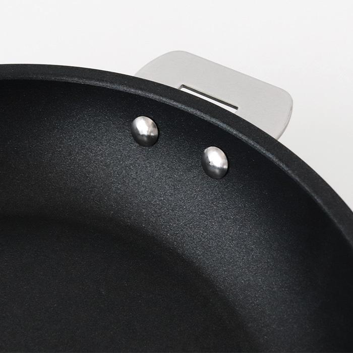 CRISTEL（クリステル） 爆買 鍋 ウルトラル フライパン 24cm ふた