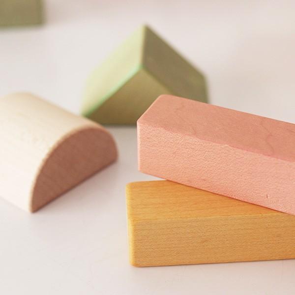 日本製 木 おもちゃ NIHON Japanes wood シリーズ つみきのいえ L 54ピースの画像