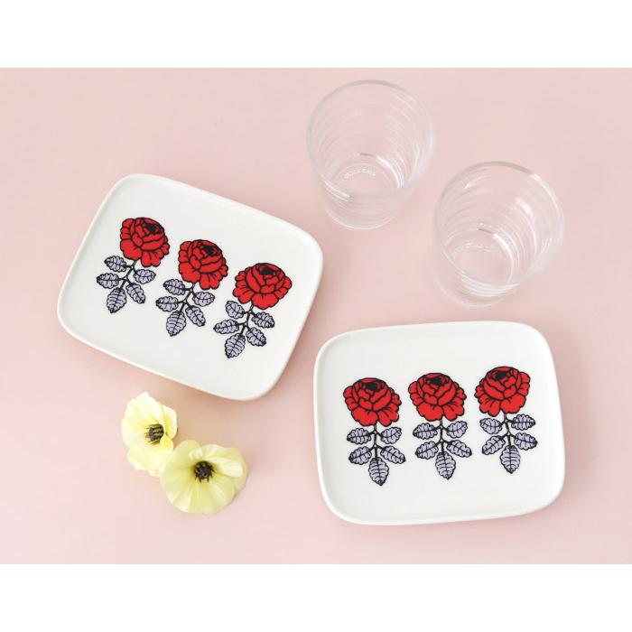 marimekko（マリメッコ） 爆買 プレート 皿 ヴィヒキルース Vihkiruusu