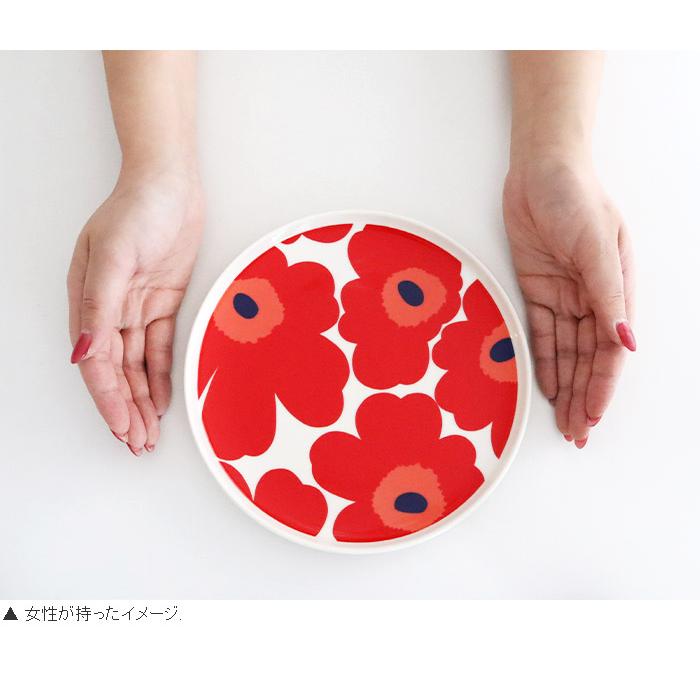marimekko マリメッコ 人気のプレート 2点 枚数増対応　新品送料込 marimekko（マリメッコ） プレート 皿 marimekk ウニッコ Unikko