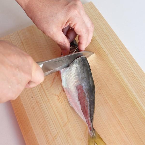 グローバル イスト GLOBAI-IST IST-05 小出刃　12cm 包丁 IST-05：小出刃12cm