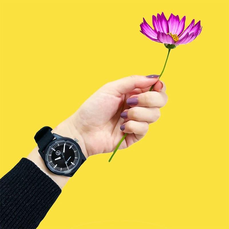 シチズン 腕時計 Q&Q 時計 CITIZEN ソーラー 防水 軽い スマイルソーラー Smile Solar きっかけの時計 Series 003 黒L 贈り物 キッズ レディース R00A-005JK |  | 06