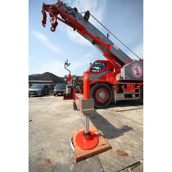 コマツ純正　ラフタークレーン用アウトリガーベース4枚セット　中古 アウトリガーベース 30ton 木製 465×465×54mm 1枚 道路保護用 ユニック