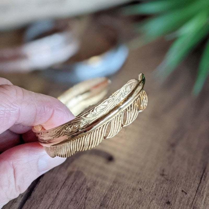 Hawaiian Jewelry ハワイアンジュエリー フェザーバングル 羽根
