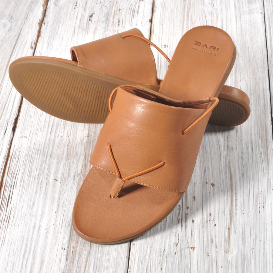 美品✨バーバリー ノバチェック トング サンダル ブラック ビーチ 送料込み トングサンダル フラット ボリューム ビーチサンダル 厚底