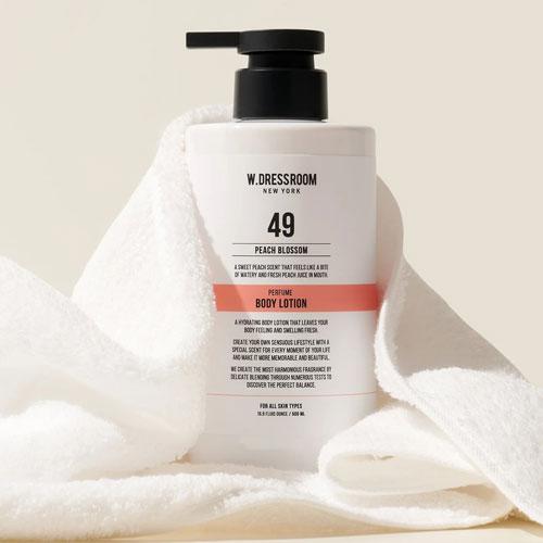 W.DRESSROOM モイスチャライジングパフュームボディローション No.49