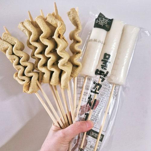 期間限定SALE】冷凍 ファンゴン 釜山餅入り串おでん 460g (串おでん7本