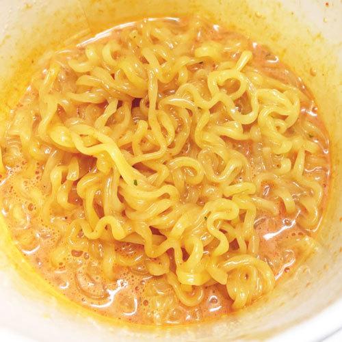 『サムヤン』ロゼ ブルダック炒め カップ麺(大・105g×1個) ロゼソース ブルダック炒め麺 韓国ラーメン インスタントラーメン カップ麺 韓国食品｜paldo｜04