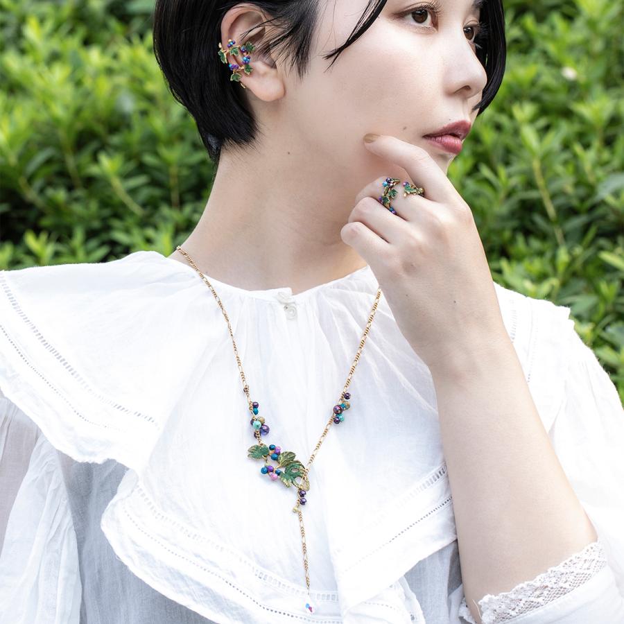 イヤリング　イヤーカフ　花　レディース　PalnartPoc　パルナートポック　公式　ブラフシューペリア　プレゼント　ノブドウイヤーカフの画像