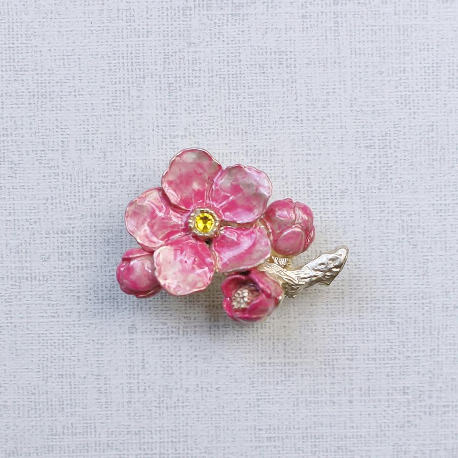 おしゃれな帯留め　花　梅　PalnartPoc直営　アクセサリー　可愛い　ブランドパルナートポック直営店　梅花 帯留め |  | 01