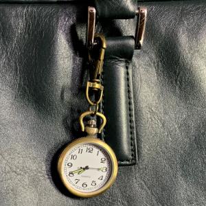 ナース ウォッチ 時計 蓄光 懐中時計 キーホルダー アンティーク調 ナスカン シンプル リュック バッグ ポケット ランドセル ベルト ループ 夜 レトロ NASWATCH|palone|08