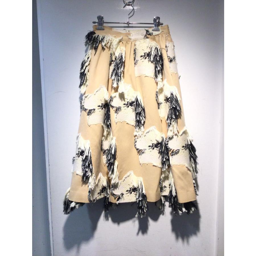 種類豊富な品揃え アキラナカ Akiranaka スカート 5407 花 黒 白 ジャガードパッチワーク ベージュ サイズ36 ロング マキシ丈スカート Www Collectiviteslocales Fr