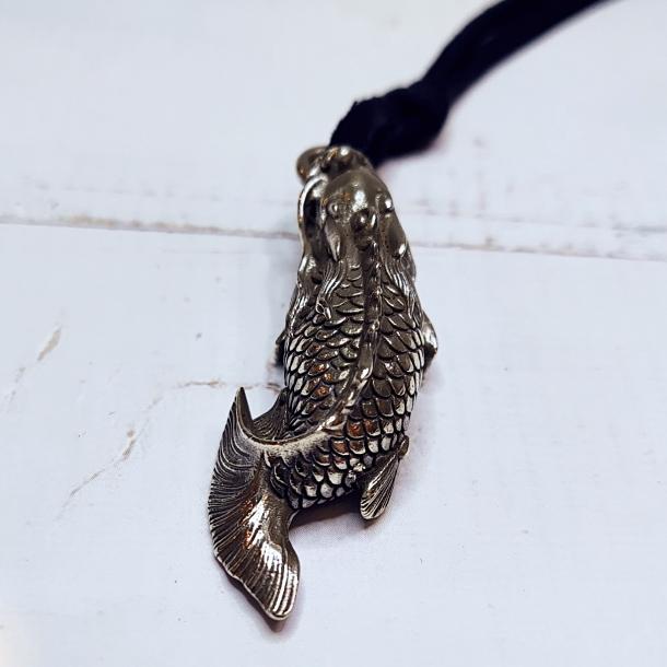 ネックレス ペンダント アンティーク レトロ レア 真鍮 ブラス 鯉 魚