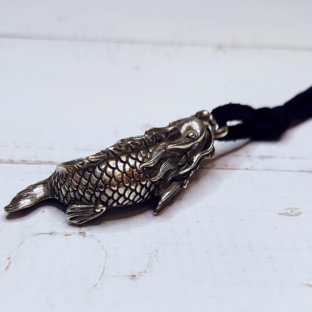 ネックレス ペンダント アンティーク レトロ レア 真鍮 ブラス 鯉 魚