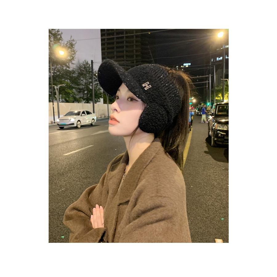 耳あて付きニットキャップ レディース つば付き 帽子 防寒 ふわふわ 小顔効果 あったか おしゃれ 可愛い |  | 03