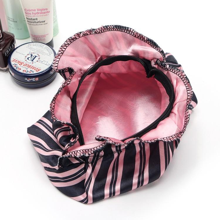 【ラヴィ】フラットポーチ❤ ランジェリーポーチ ストライプ 訳あり Scawaii 雑誌付録 Ravijour