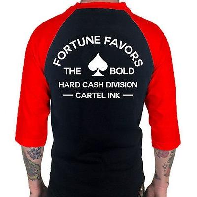 人気カラーの Tシャツ カルテルインク ブラック/レッド Tシャツ Baseball Bold the Favors Fortune Ink Cartel メンズ その他トップス