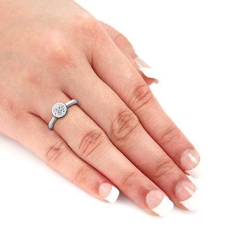 高評価 Round Cut Tdw 3 4ct Platinum Auriya 海外セレクション 婚約指輪 海外買付直輸入セレブ愛用ブランド商品 Diamond Ring Engagement Solitaire Bezel ブライダルアクセサリー Oxert Co Uk
