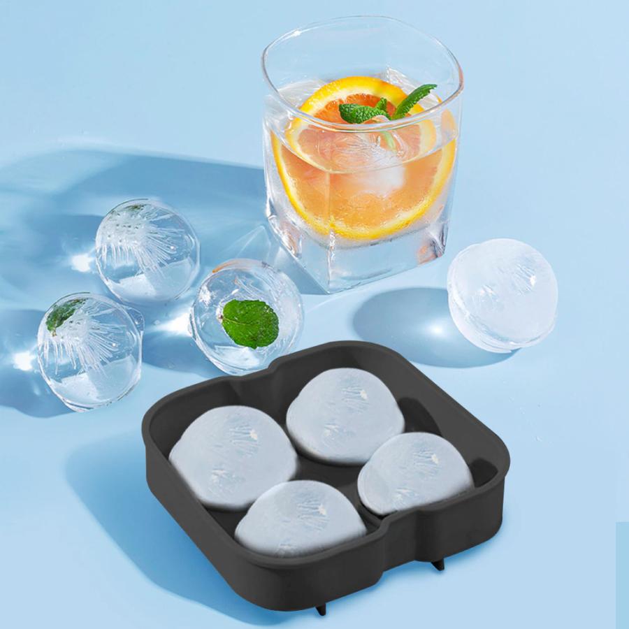 ★アイスキューブ 製氷皿　ボール型氷球モールド　食器洗い機対応　黒のサッカー ☆アイスキューブ 製氷皿 ボール型氷球モールド 食器洗い機対応