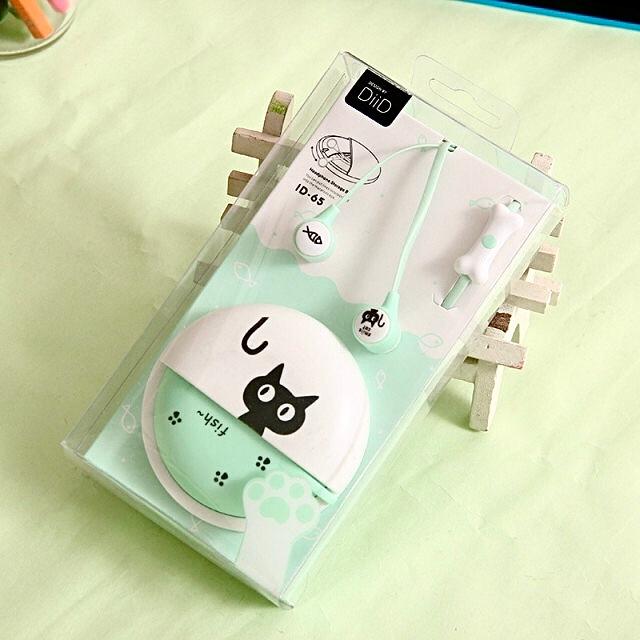 黒猫 イヤホン 有線 カナル型 おしゃれ かわいい ギフトプレゼント 猫グッズ ケース付き 緑