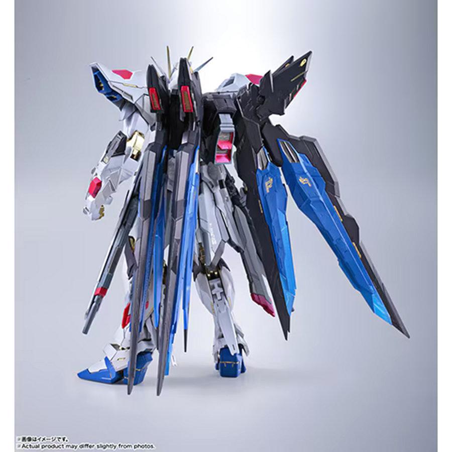 【26.06月販売分】 METAL BUILD 『機動戦士ガンダムSEED DESTINY』 ストライクフリーダムガンダム ＜リバイパル版＞ 塗装済可動フィギュアの画像