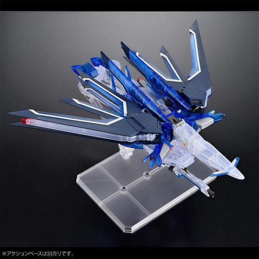 映画プラモ 劇場版公開記念パッケージ HG1/144ライジングフリーダムガンダム BANDAI（バンダイ） 【即納新品】劇場版公開記念パッケージ HG 1/144