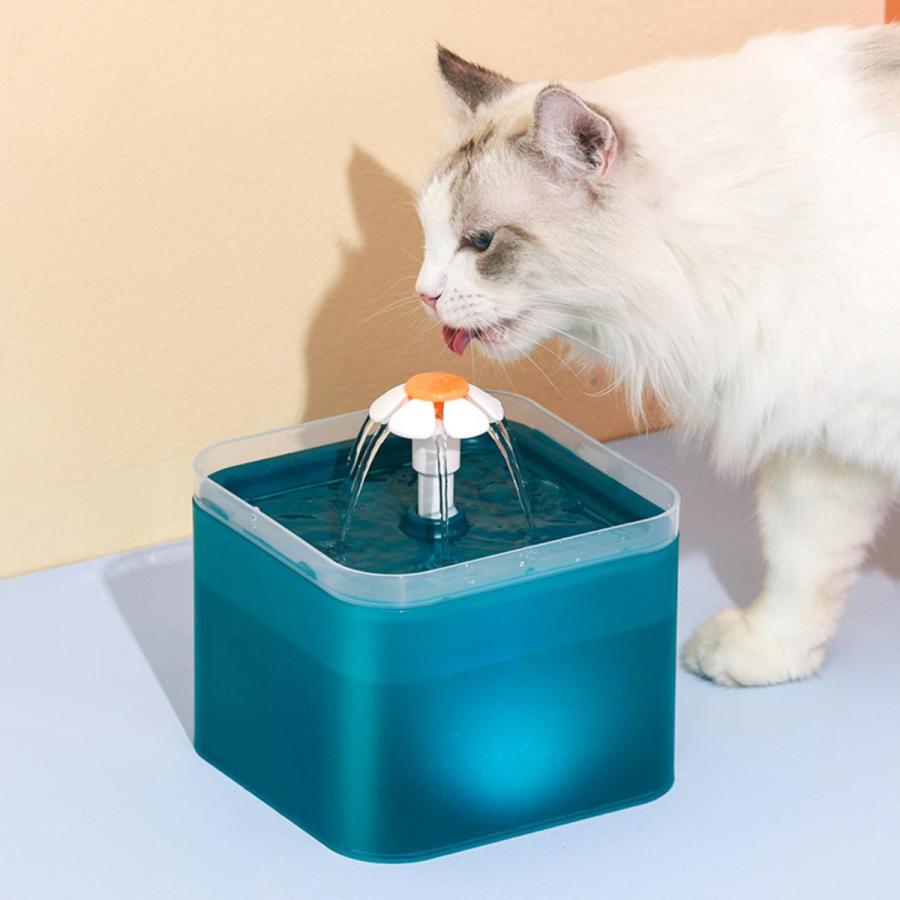 ペット給水器 自動給水器 猫 水飲み器 小型犬用 2L大容量 循環式給水器